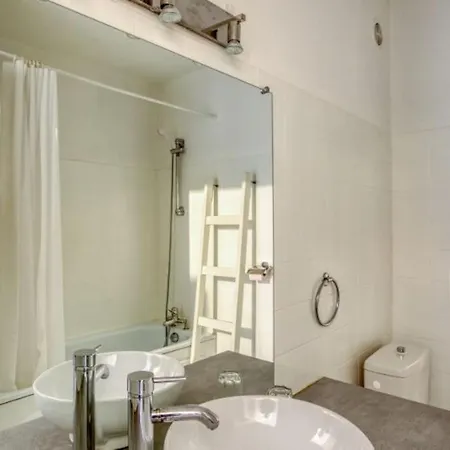De Charme Avec Piscine Et Belle Vue Apartment Bandol